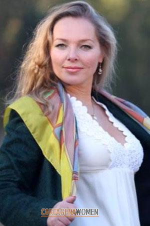 182981 - Elena Age: 48 - Germany
