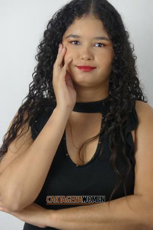 190664 - Jaquelin Age: 38 - Colombia