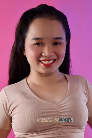 216383 - Rahsel Age: 27 - Philippines