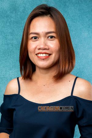 217839 - Tippawan Age: 43 - Thailand