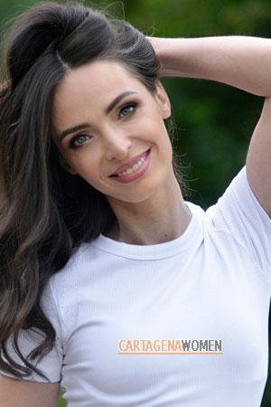 223878 - Yuliya Age: 42 - Ukraine
